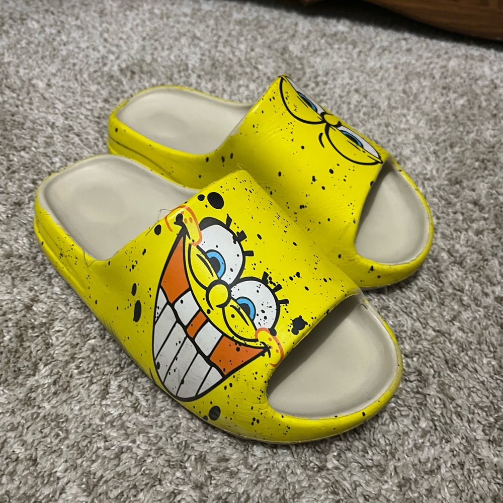 Custom SpongeBob Yeezy Slides